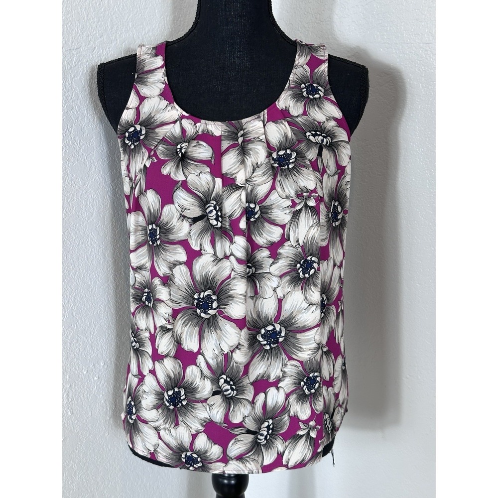 ANN TAYLOR Factory Blouse Women's XS Pleated Fuschia Silver Floral Sleeveless